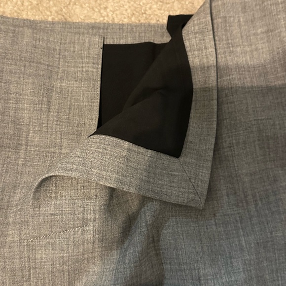 BANANA REPUBLIC PENCIL SKIRT - Picture 3 of 3